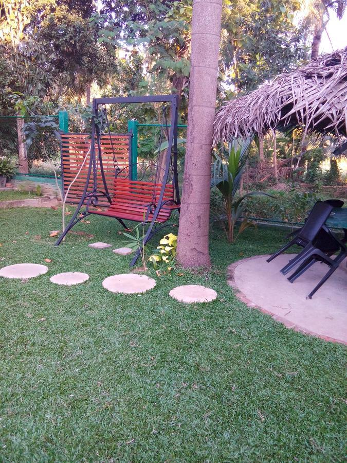 הוילה פולונרואה Waterway Garden מראה חיצוני תמונה